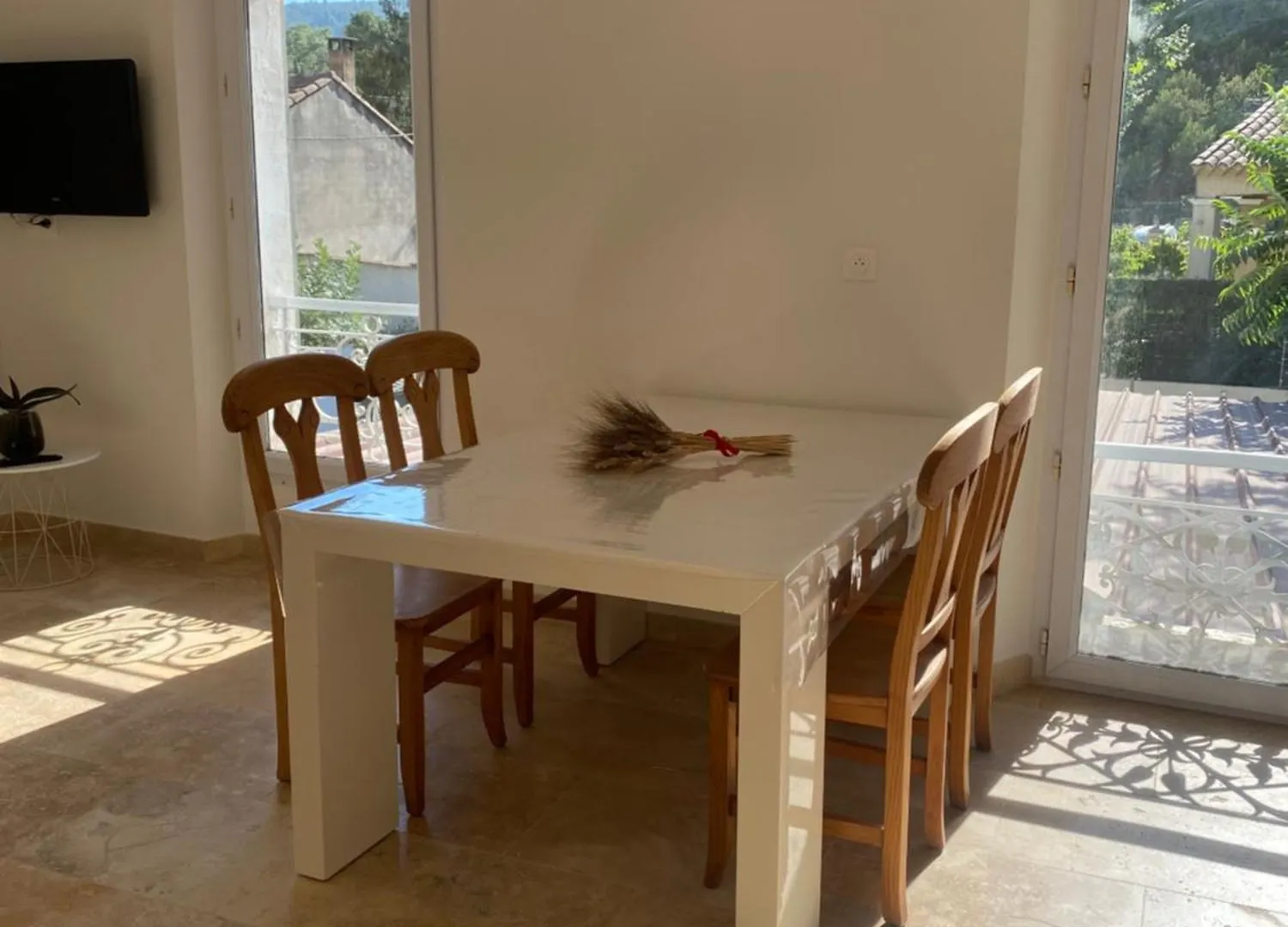 Apartment Appartement Climatise Proche Marseille,Aix La Destrousse France